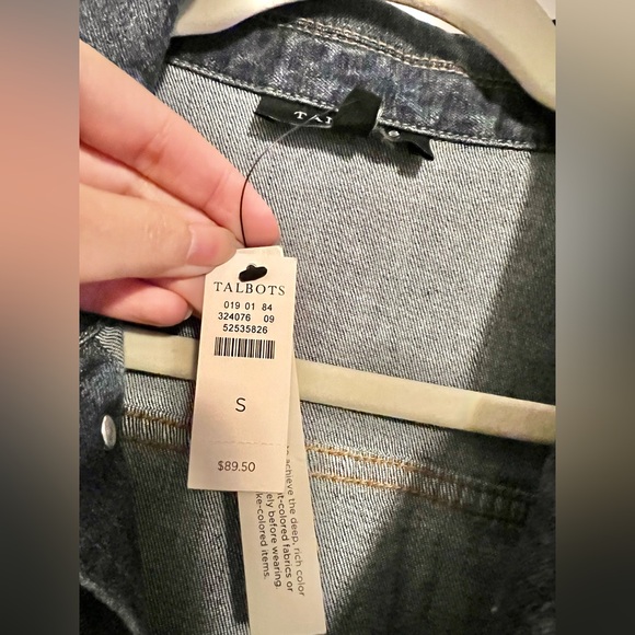 Talbots Women’s Denim Jean Jacket Size Small NWT - Picture 3 of 9